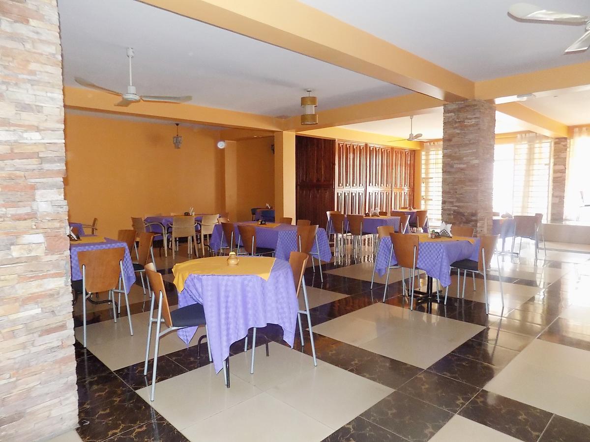 G-One Hotel Kampala Kültér fotó