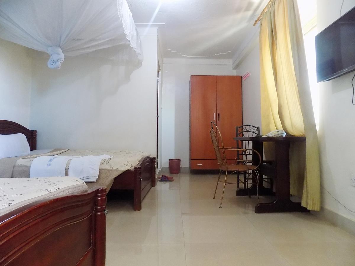 G-One Hotel Kampala Kültér fotó